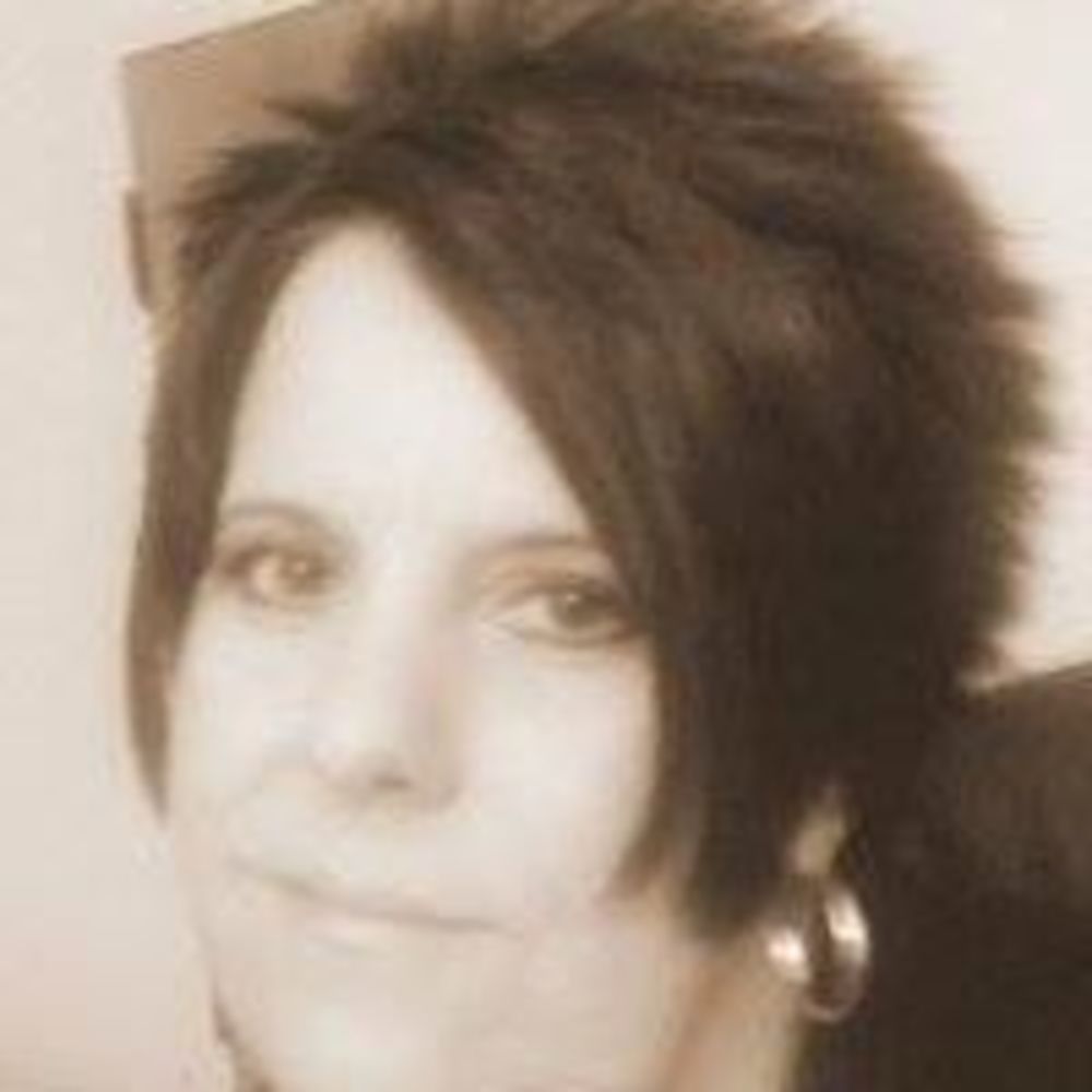 Meet your Posher, Debra